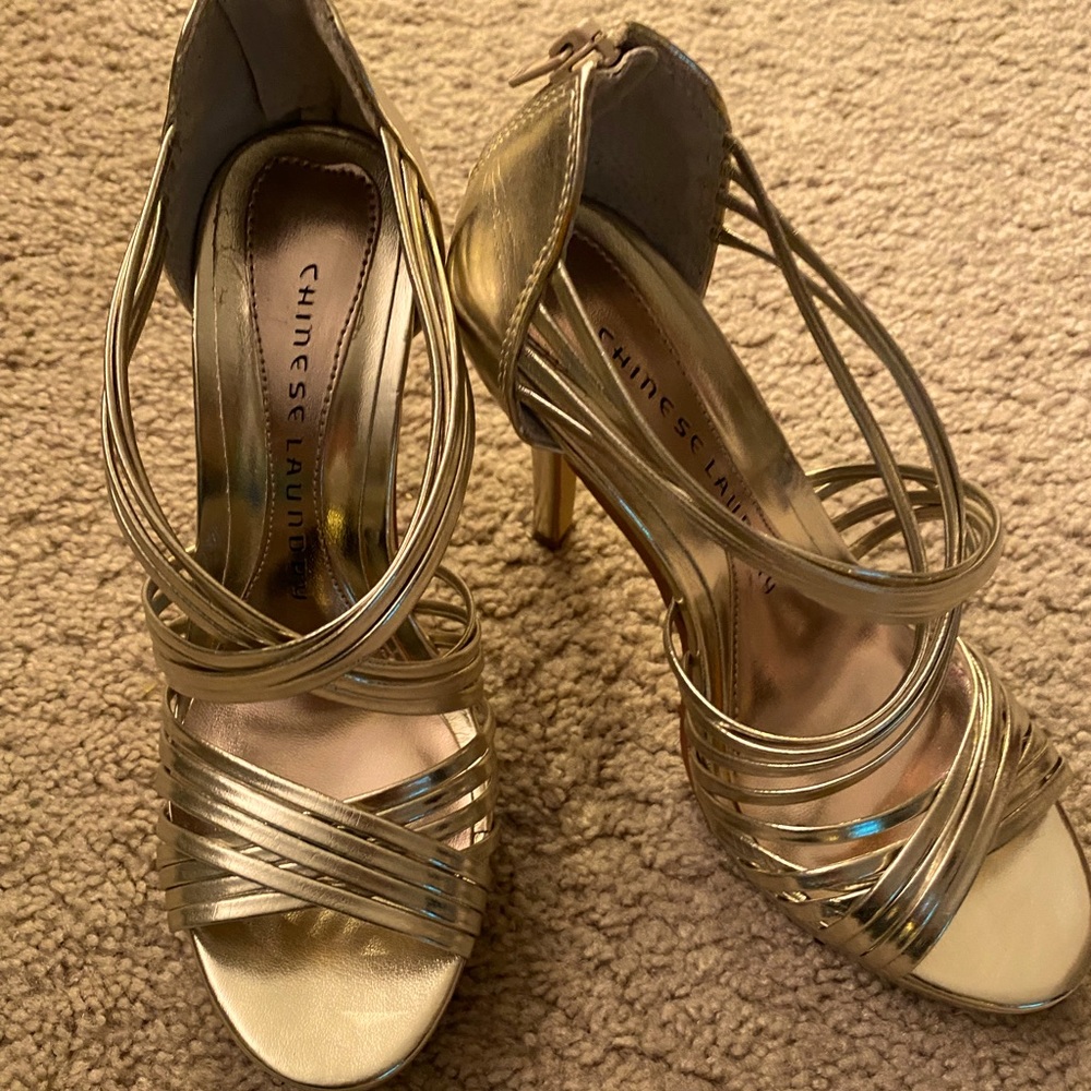 Brand new with box . Never worn